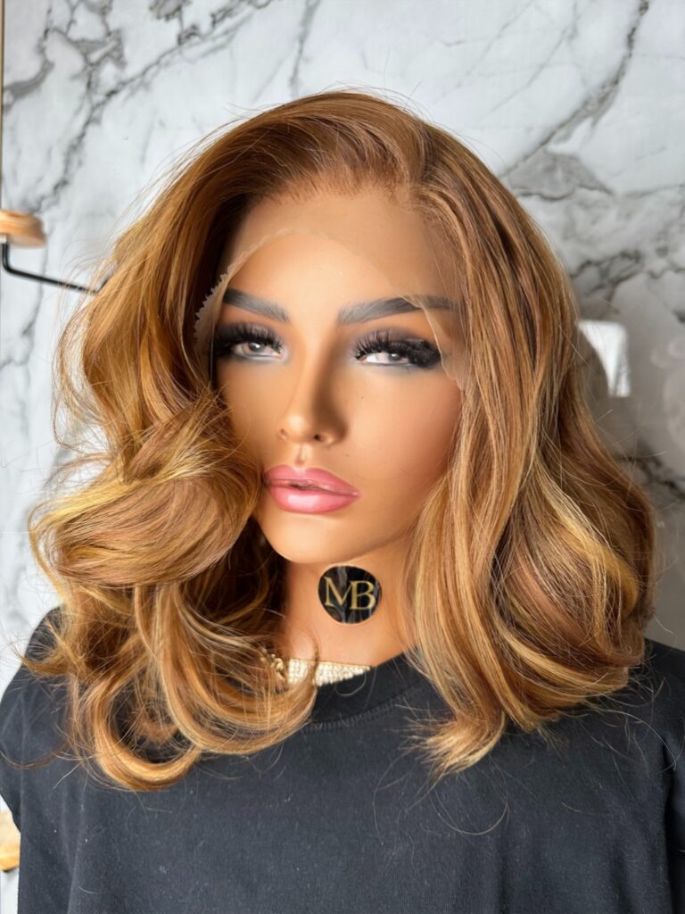 Read more about the article Cum recunoști o perucă naturală „Remy / Virgin” vs una de calitate slabă