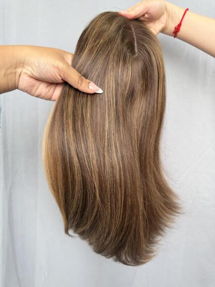 TPO08 Silk Base Caramel Blonde Highlights